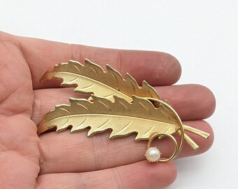 Vintage 14k Gold Plated & Genuine Pearl Leaf Brooch - 2 5/8"