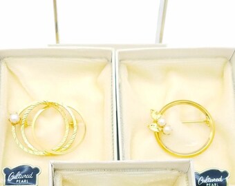 Coro 14K Gold-Plated Cultured  Pearl Circle Brooches - Old Stock