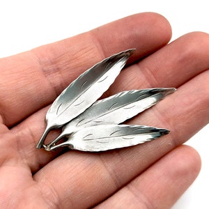 Rare Vintage NYE Sterling Silver Triple Etched Leaf Brooch - 2&quot;