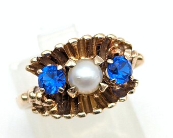 10K Gold, Cultured Pearl & Sapphire Estate Ring- Size 5.5, Resizeable