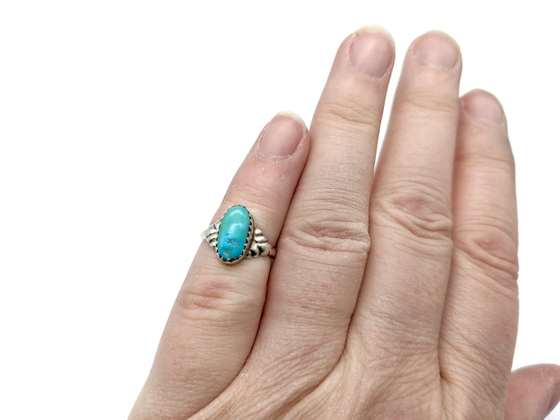 Vintage Sterling Silver /& Turquoise Ring Size 3.25