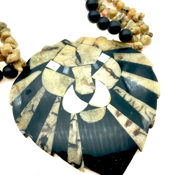 Lion Shell Inlay Vintage Lee Sands Lion Head Inlay Necklace & Earring … - Gem