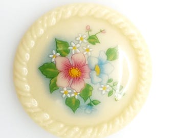 Vintage Avon Porcelain "Spring Bouquet" Round Flower Brooch