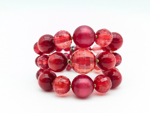 Vintage Red & Pink Lucite Bead Memory Wire Bracel… - image 1