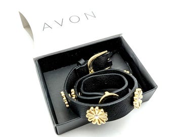Vintage Avon "Charming Floral" Wrap Around Faux Leather Dream Bracelet