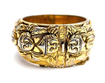 Vargas Gold Repousse Asian Warrior Hinged Bangle Bracelet