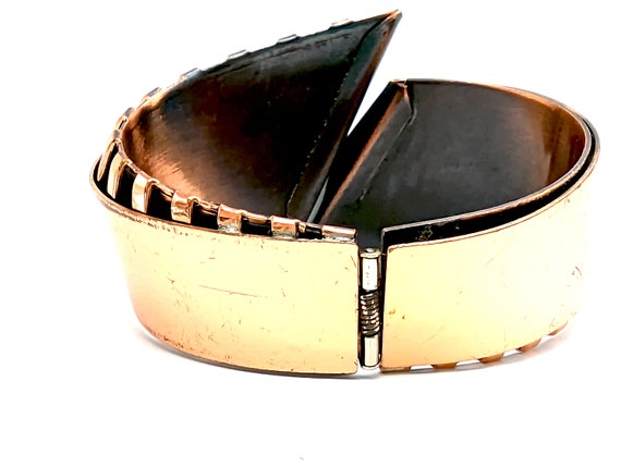 Solid Copper Hinged Bangle Bracelet & Clip Earrin… - image 5