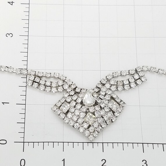 Stunning, Like New, 1950's Vintage Rhinestone Cho… - image 8