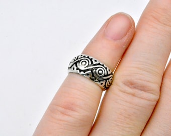 Wide Vintage Sterling Silver Swirled Toe Ring