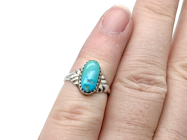 Vintage Sterling Silver /& Turquoise Ring Size 3.25