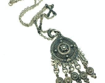 Vintage 1960s Boho Silver Tone Dangle Pendant Necklace - 24"
