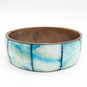 Bracelet jonc vintage incrusté de nacre bleue - 20 cm