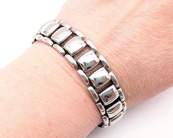 Vintage Trifari Polished Silver Tone Link Bracelet - 7.25"