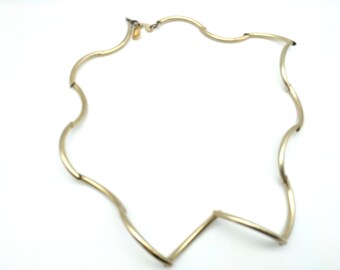 Vintage Gold Tone Curved Link Necklace Signed MM