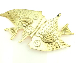 Vintage Gold Tone Angelfish Brooch