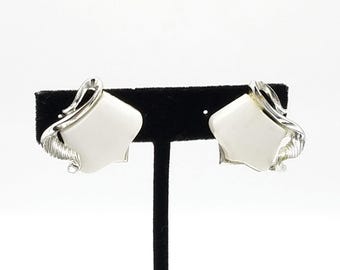 Vintage Signed STAR  Silver Tone & White Lucite Screw-Back Earrings