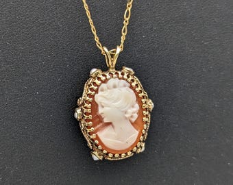 Antique 14K Gold Two-Sided Carved Cameo & Jade Cabochon Pendant Necklace With Seed Pearls - 18"