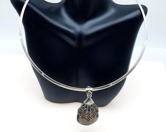 Sterling Silver Collar Choker Necklace With Smoky Quartz Pendant