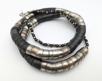 Vintage Black and Silver Snake Link Necklace - 40"