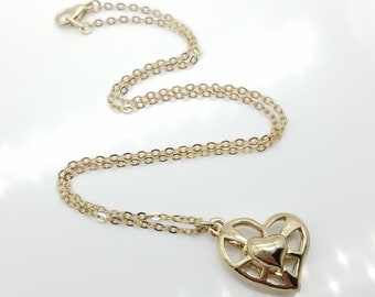 Vintage Gold Rhinestone Heart Pendant Necklace and Earrings Set