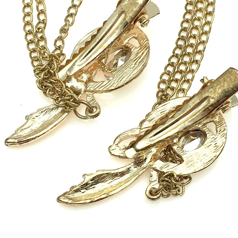 Vintage Goldtone /& Rhinestone Sweater Clip