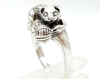 Sterling Silver Cat With Ball of Yarn Ring Size 6.75 or 7.5