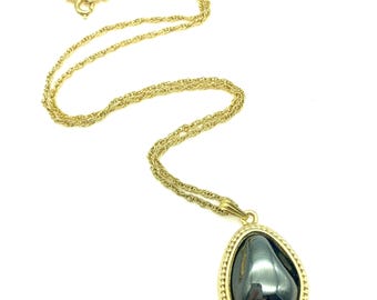 1960s Whiting & Davis Gold Tone and Hematite Pendant Necklace - 22"
