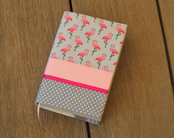 Buchhülle FLAMINGO - mit Namen bestickbar!