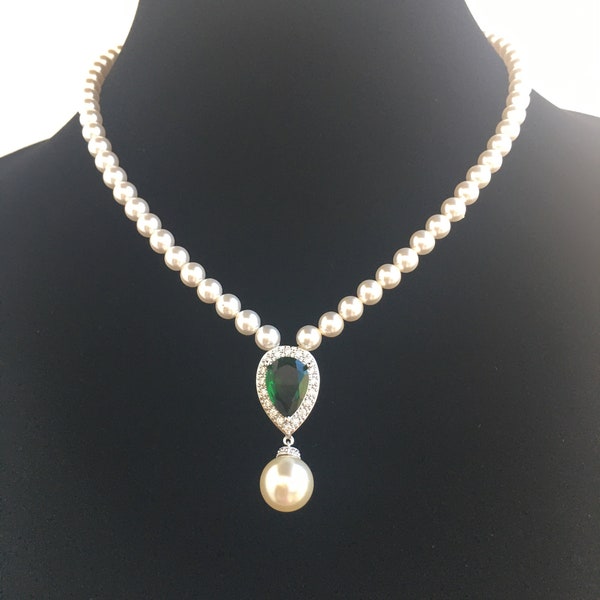 Emerald Green Pearl Necklace Green Cubic Zirconia Bridal Backdrop Necklace Green Wedding Teardrop Necklace Green Bridesmaid Jewelry Gifts