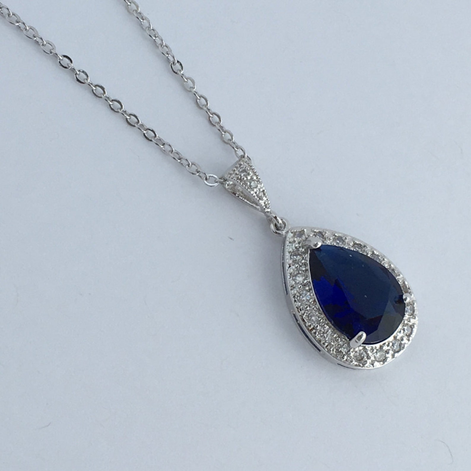 Crystal necklace blue Clearance