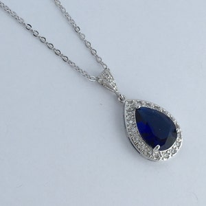 Blue Crystal necklace Blue Crystal Necklace Sapphire Jewelry Blue Bridal Necklace Blue Wedding Jewelry Blue Bridesmaid Jewelry Blue Pendant