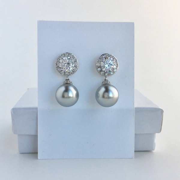 Light Grey Bridal Earrings Grey Pearl Earrings Grey Crystal Wedding Grey Pearl Crystal Earrings Austrian Grey Pearl Earrings Ash Grey Pearls