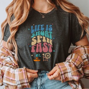Cadeau voor spinners Uniseks T-shirt, grappig shirt, liefhebber cadeau vezelkunst, Funkym retro, grappig cadeau voor quilter, quilten tshirt cadeau voor hem/haar