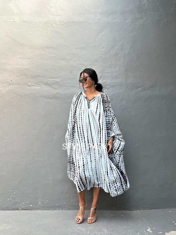 chinese dress ladies Green Combo Blouse Maxi Dress – BLANK main image 1