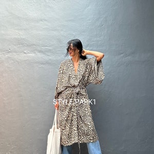 LKM13/Leopard Kimono, Robe, Summer,Unisex Kimono,Lounge wear,Tropical holiday image 4