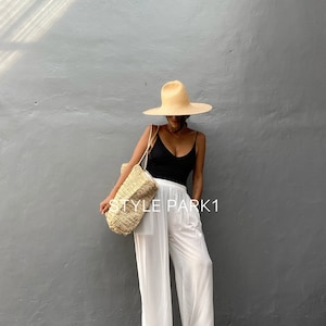 VY01/Resort wear , Yoga,Long Trendy ,Boho Pants,Wide Leg,Beach Pants, Whole body,Airplane