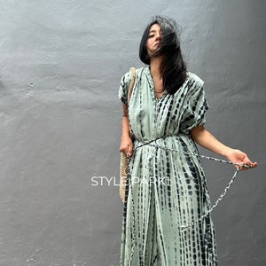 SMK138/Jumpsuit, Stylish dress, Summer jumpsuit, Luxury style , Boutique, Elegant, Bali vacation, Summer night dress image 3