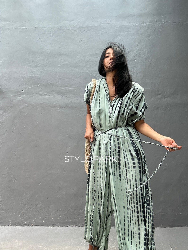 SMK138/Jumpsuit, Stylish dress, Summer jumpsuit, Luxury style , Boutique, Elegant, Bali vacation, Summer night dress image 3