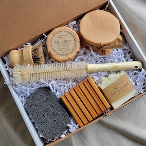 Eco Gift Box, sustainable gift box, zero waste gift, 100% coconut oil dish soap, castile soap bar, maple wood soap dish, wooden brushes,
