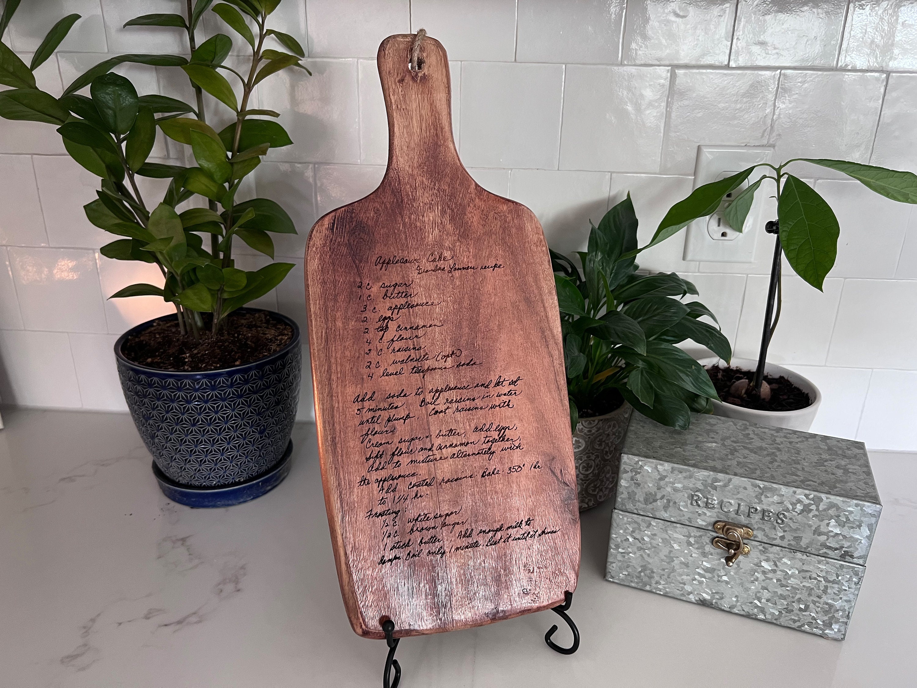 DIY Etched Cutting Board, The Perfect Gift