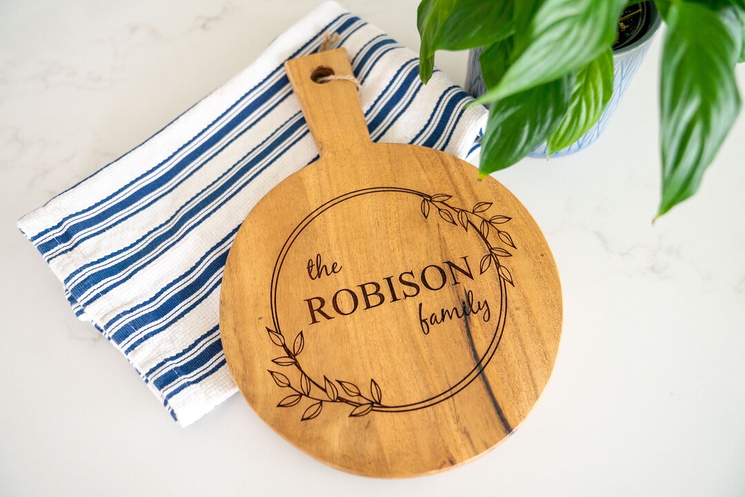 Personalized Acacia Wood Cutting Board: Engraved Family Name - Etsy