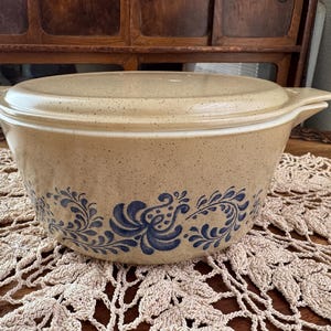 Pyrex Homestead braadpan van 2,5 Qt #475 - B met deksel 25-C 30