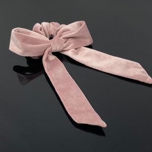 Rose Gold Velvet Bow Hair Scrunchies for Women, Ponytail Holder Hair Tie for Girls, Elastic Headband, Gifts for Girls