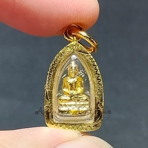 タイの幸運のペンダント - Etsy 日本