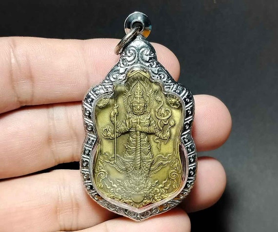 1 Pcs. Thai Amulet Pendant, Art Thai, Thao Wessuw… - image 2