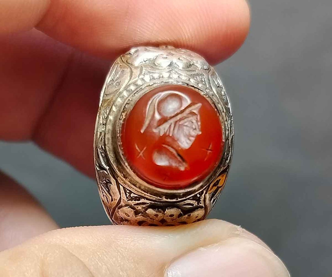 Beautiful Ring, Victorian Style, Men Vintage Ring, Afghan Silver, Side