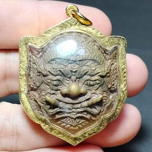 タイのお守りペンダント、アートタイ、お守り、巨人、プラピラブ、マハラジ、悪からの保護、お金、幸運、PD250115、送料無料