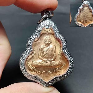 Tajski wisiorek amulet, Luang Phor Kuay BE. 2521, Hanuman Yantra, Szczęśliwe bogate pieniądze, powodzenie w miłości, PD250303, darmowa wysyłka