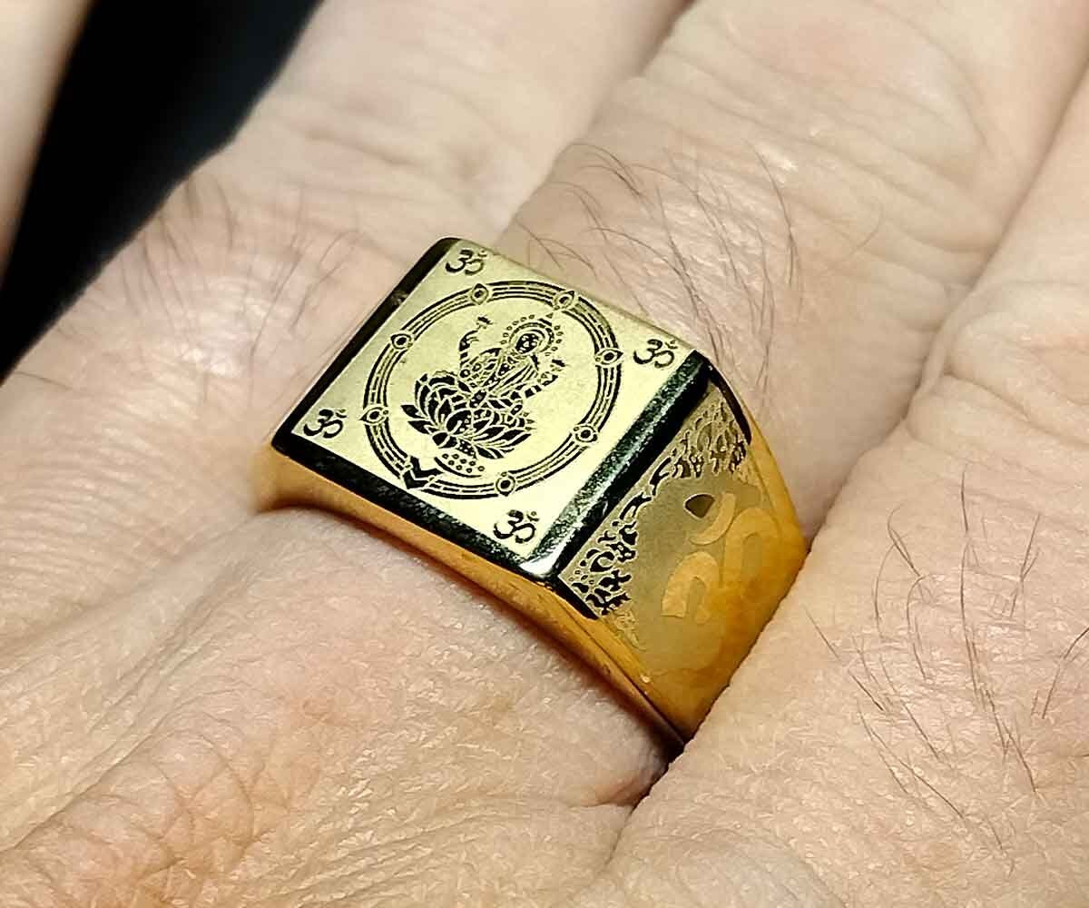 タイのお守りリング、美しい、ヒンズー教、ラクシュミ、ラクシュミ、富、幸運、力、美の女神、ユニセックスリング、RA240502、送料無料 - Etsy  日本