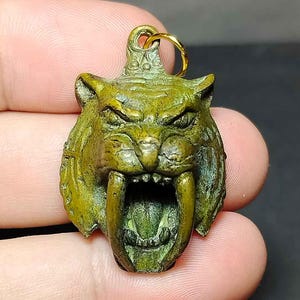 Vintage Thai Tiger Amulet Pendant, Fortune Prestige